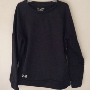 UNDER ARMOUR BLACK SWEATER